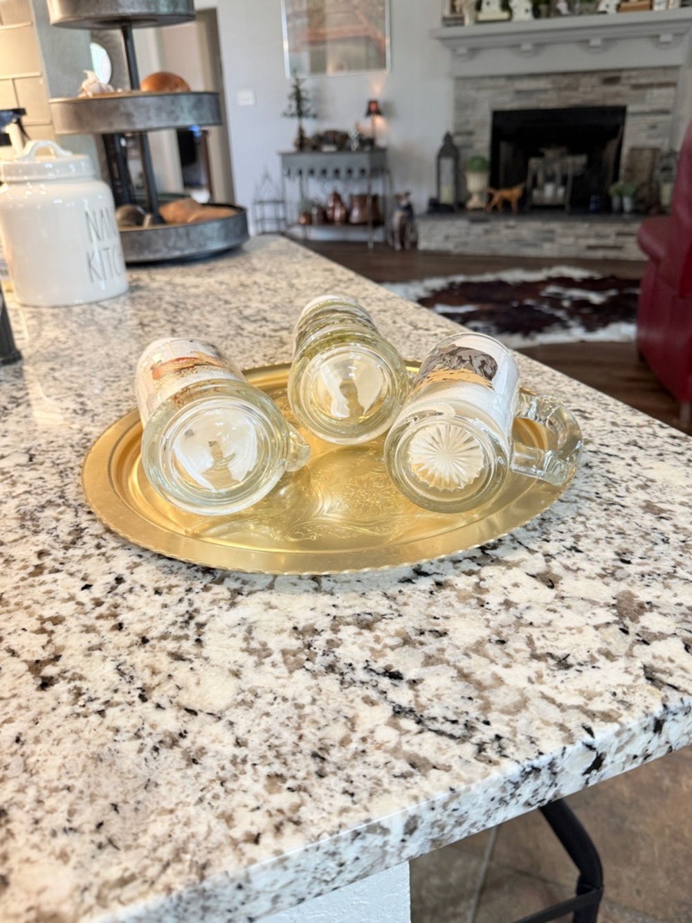 Vintage Schmidt Collector Series Glass Beer Mugs and Gold Tray - Picture 14 of 14